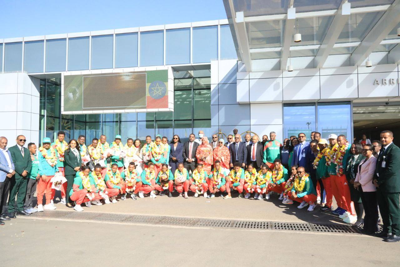 በ46ኛው የዓለም ሀገር አቋራጭ ሻምፒዮና የተሳተፈው የኢትዮጵያ አትሌቲክስ ልዑክ ቡድን ደማቅ አቀባበል ተደረገለት
