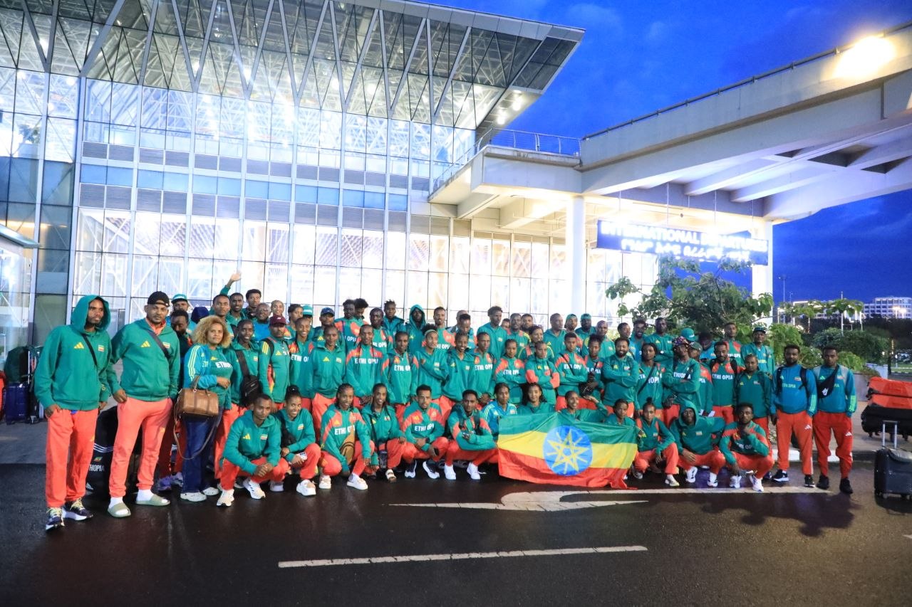 በ24ኛው የአፍሪካ አትሌቲክስ ሻምፒዮና ኢትዮጵያን የሚወክለው ልዑክ ቡድን ዛሬ  ጥዋት ወደ ስፍራው አቅንቷል ።